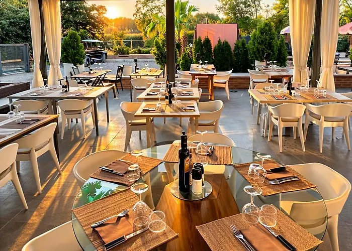 Baco Da Seta Residence Con Piscina - Venezia Mestre 4*