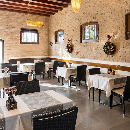 Baco Da Seta Con Piscina - Venezia Апарт-отель 4*