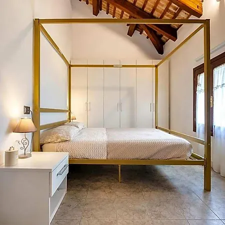 アパートホテル Baco Da Seta Con Piscina - Venezia 4*