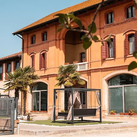 Lejlighedshotel Baco Da Seta 4*